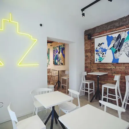 Appartement Street Food Possonium *