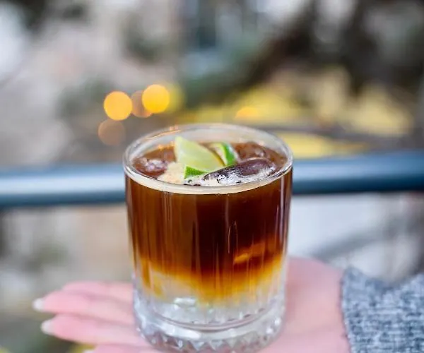 Street Food Possonium شقة *